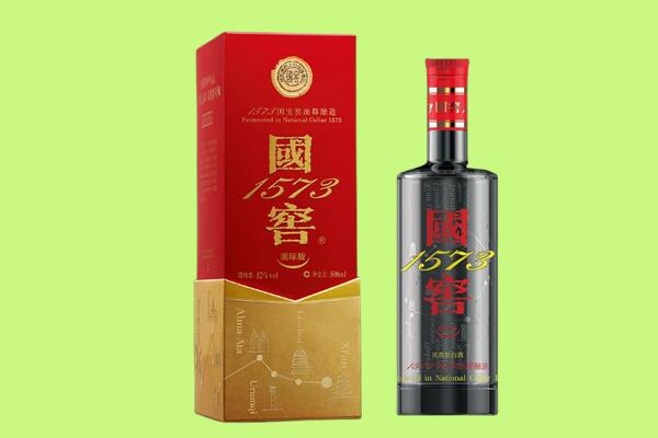 东胜区回收国窖1573.jpg